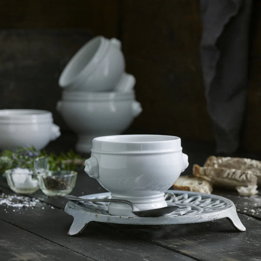 Lion's Head Tureen 4.25" diameter - 12 oz.