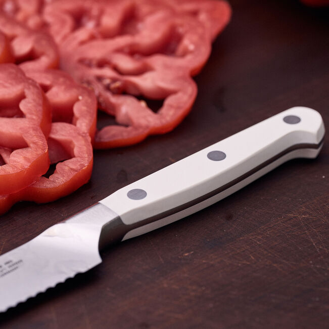 Pro Le Blanc 5.5" Serrated Utility