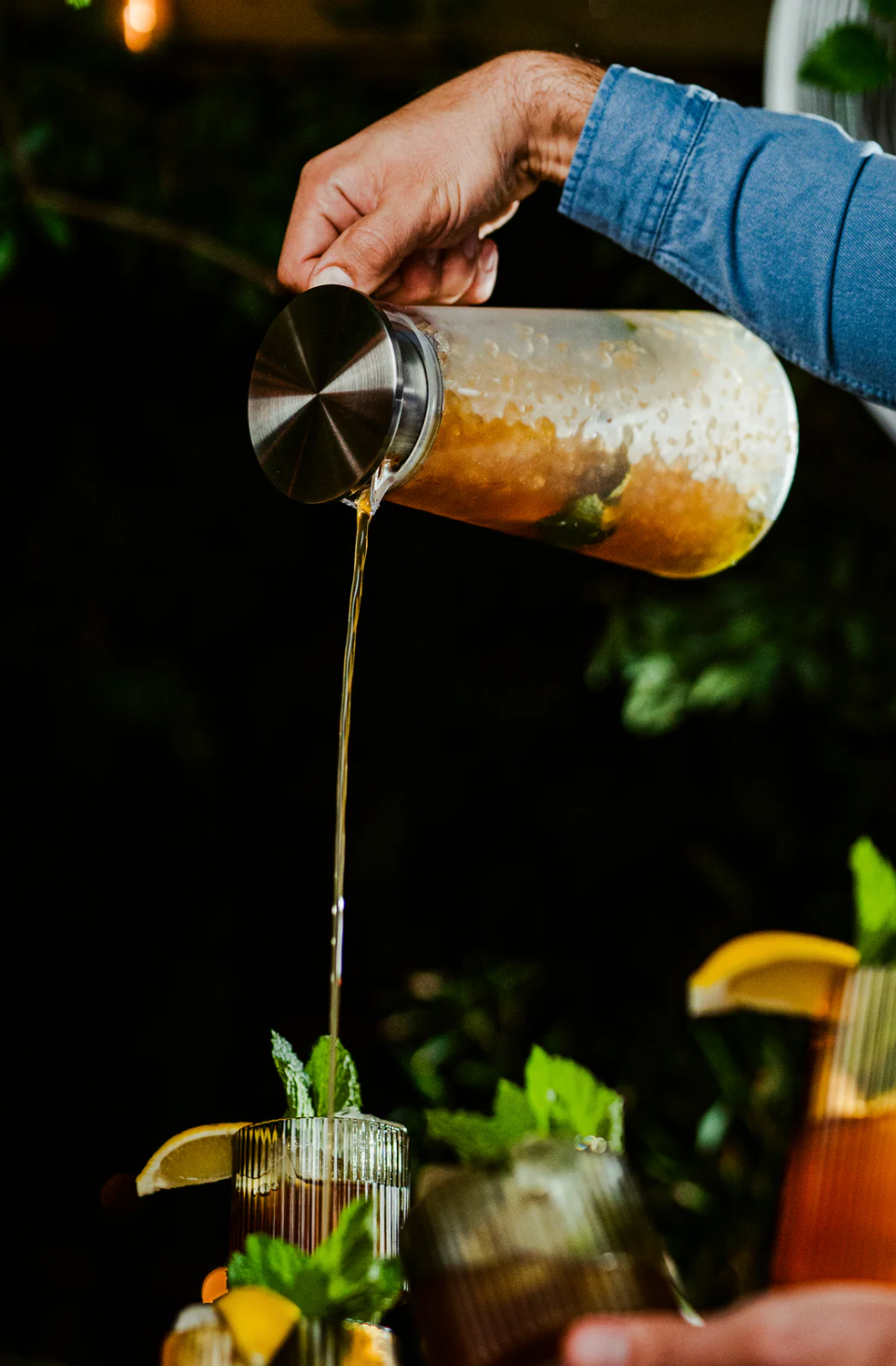 Aloha Pitcher w/ Lid
