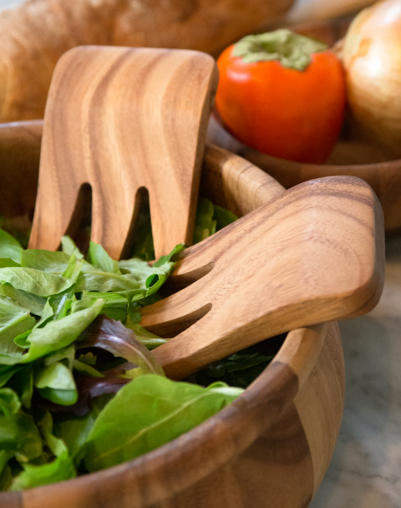 Acacia Kodiak Bear Claw Servers by Ironwood