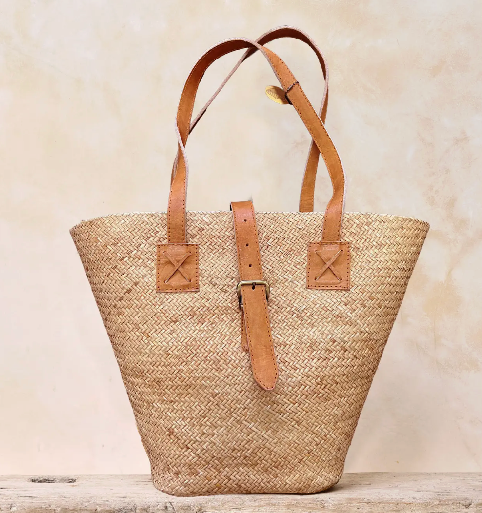 Rattan Beach Basket Tote Bag with Light Brown Leather Trim