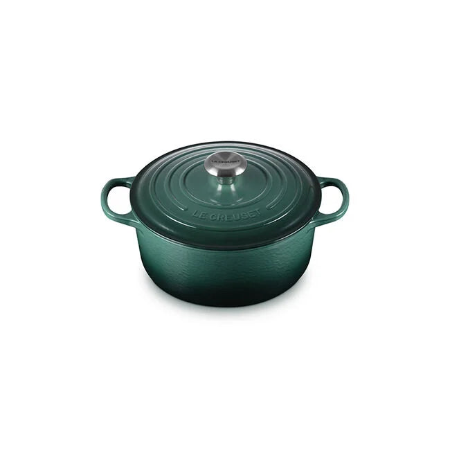 Signature Round French Oven 7.25 Qt.