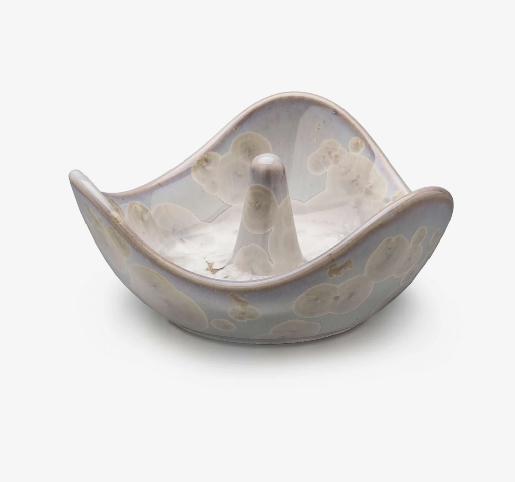 Crystalline Ring Holder Candent White