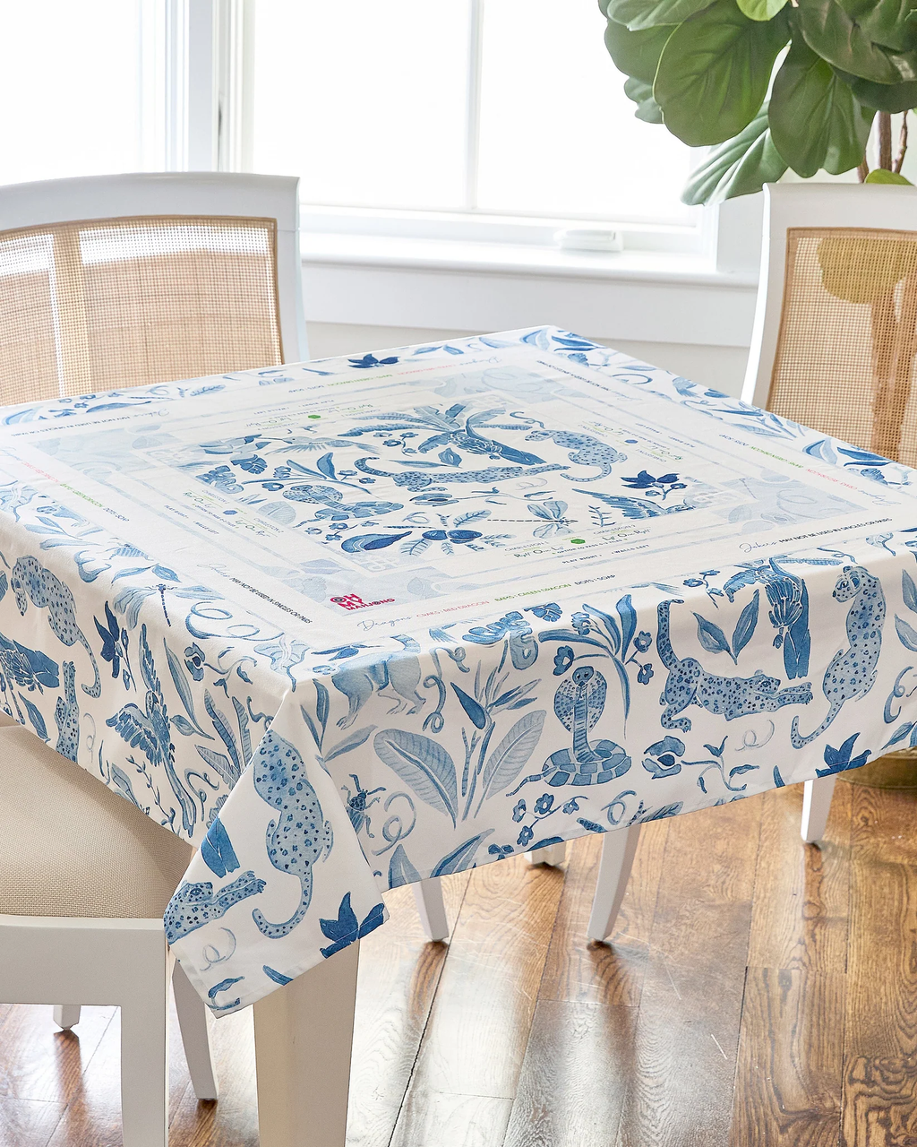 Tablecloth : Amazon Blue