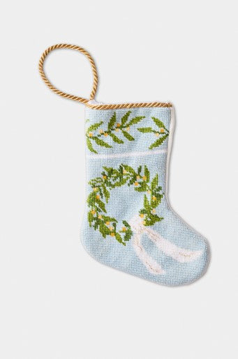 Bauble Stocking Warm Welcome Wreath (Fig and Dove)