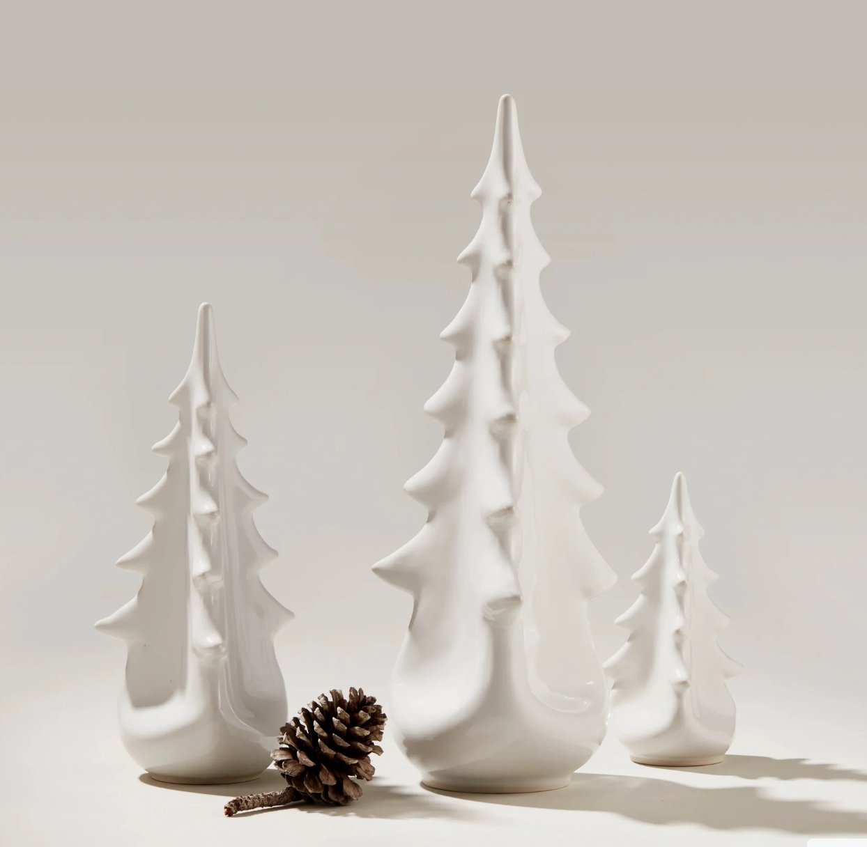 Dove 10" Evergreen - Retired